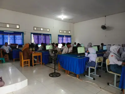 Foto 3 — SMA PGRI 268 Pangkalan Kersik Laksanakan Hari Pertama TKA 2026