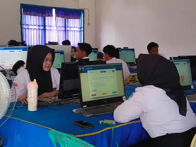 Foto 2 — Sesi Kedua TKA Hari Keempat di SMA PGRI 268 Pangkalan Kersik