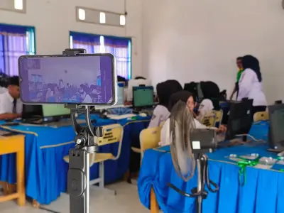 Foto 2 — Sesi Ketiga Tutup Rangkaian TKA di SMA PGRI 268 Pangkalan Kersik