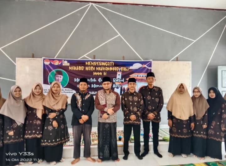 SEMARAK PUNCAK MAULID NABI MUHAMMAD SAW SMA PGRI 268 PANGKALAN KERSIK