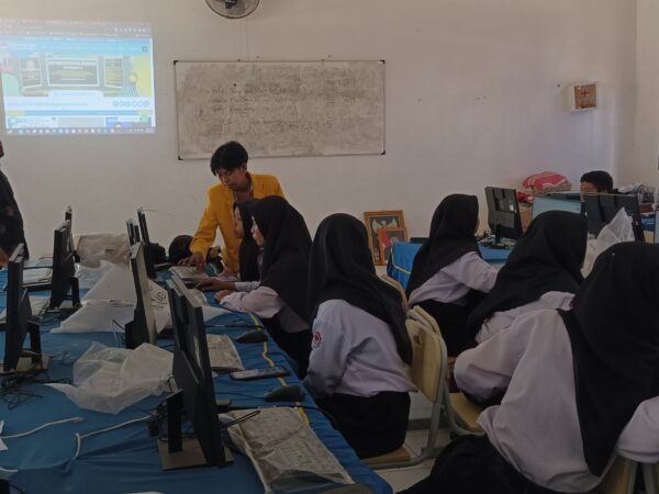 Mahasiswa Alumni SMA PGRI 268 Pangkalan Kersik, Teliti Penerapan Metode Human Centered Design dalam Perancangan Ulang Website Sekolah SMA PGRI 268 Pangkalan Kersik